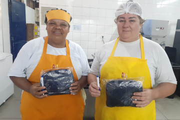 Colaboradoras da Empresa Refeições Bras Food. Unidade E.E. Profa. Maria Antonieta de Castro.